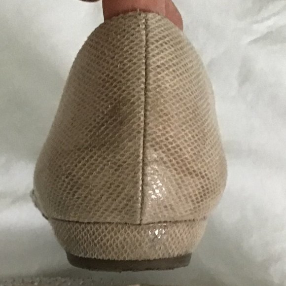 KELLY & Katie Sparkle Toe Ballet Flats - Picture 6 of 8